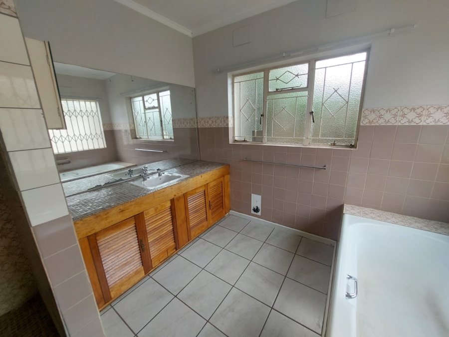 Commercial Property for Sale in Wilkoppies North West